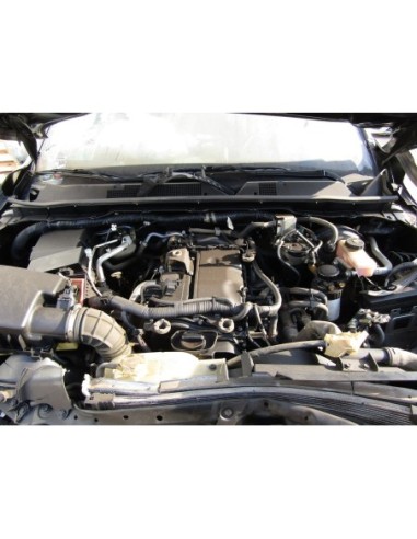 NISSAN NP300 2018%separator% %shop-name%