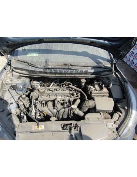 HYUNDAI ELANTRA 2016%separator% %shop-name%