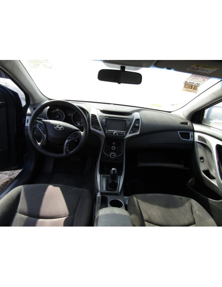 HYUNDAI ELANTRA 2016%separator% %shop-name%