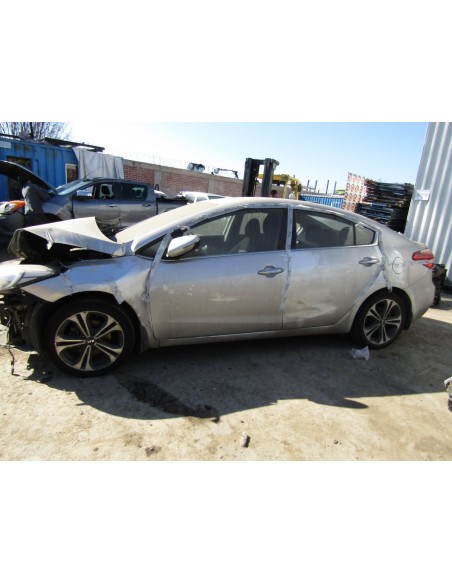 KIA CERATO 2015%separator% %shop-name%