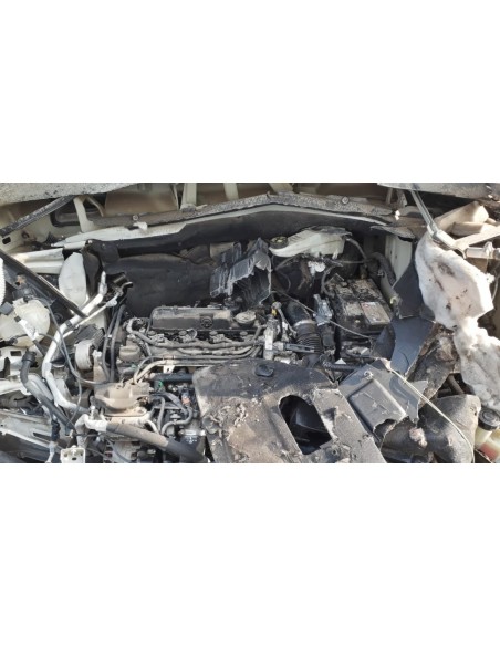 PEUGEOT TRAVELLER 2018%separator% %shop-name%