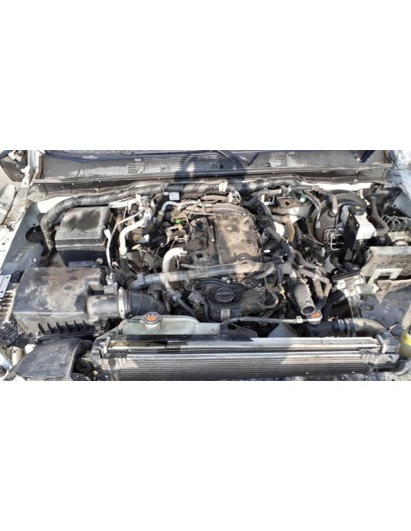 NISSAN NP300 2018%separator% %shop-name%