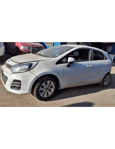 KIA RIO 5 2015%separator% %shop-name%