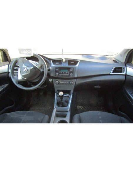 NISSAN SENTRA 2016%separator% %shop-name%