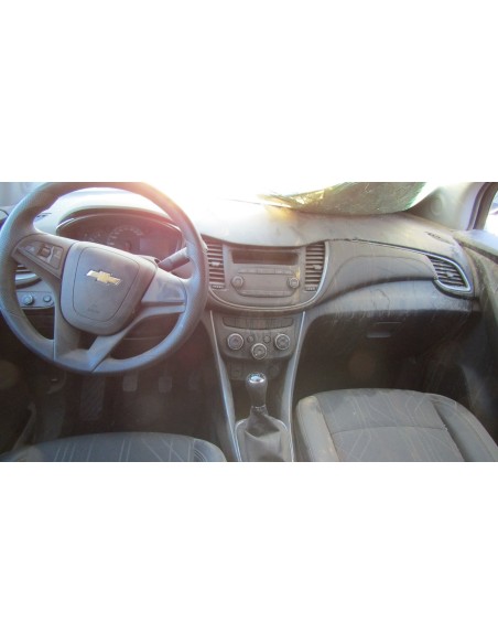 CHEVROLET TRACKER 2018%separator% %shop-name%