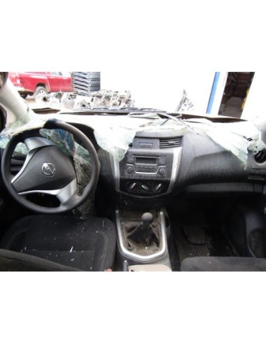 NISSAN NP300 2016%separator% %shop-name%