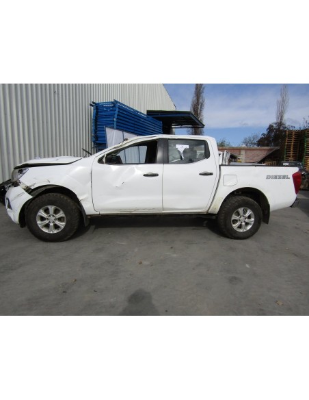 NISSAN NP300 2016%separator% %shop-name%