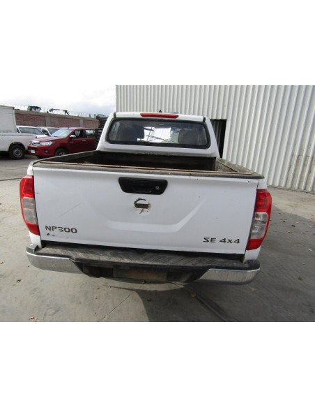 NISSAN NP300 2016%separator% %shop-name%