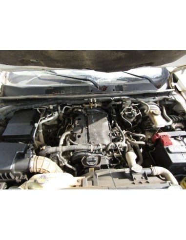 NISSAN NP300 2016%separator% %shop-name%