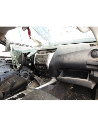 NISSAN NP300 2017%separator% %shop-name%