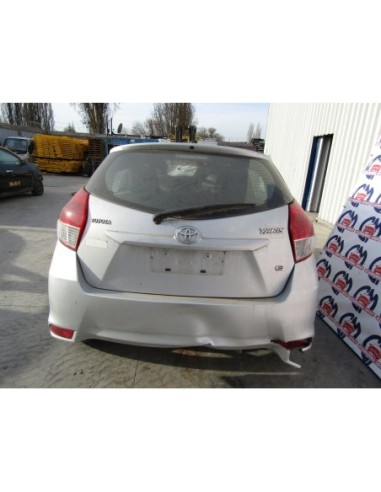 TOYOTA YARIS 2015%separator% %shop-name%