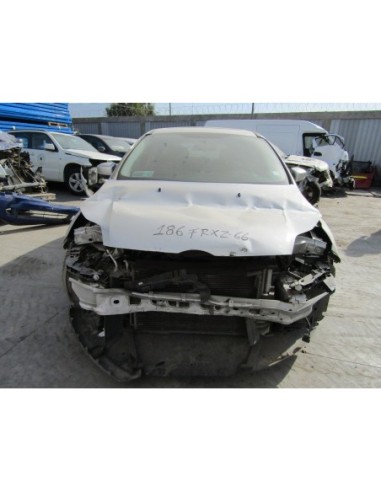 FORD FOCUS HATCHBACK 2013 4X2 2 AUTOMATICO BENCINERO