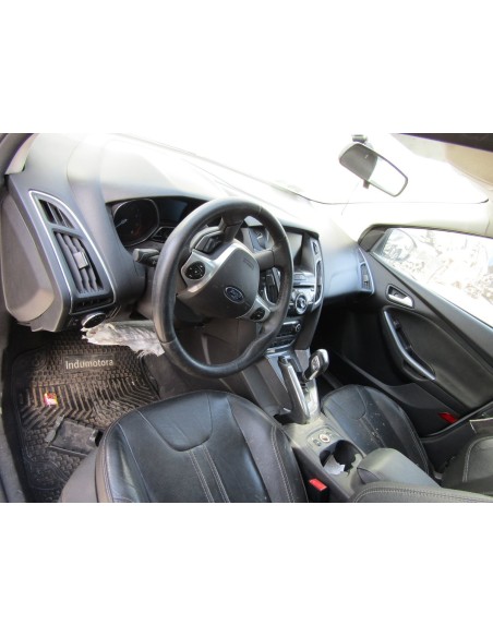 FORD FOCUS 2013%separator% %shop-name%