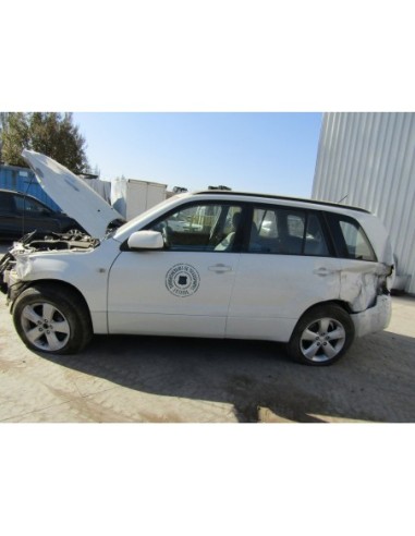 SUZUKI GRAND NOMADE 2012%separator% %shop-name%
