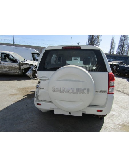 SUZUKI GRAND NOMADE 2012%separator% %shop-name%