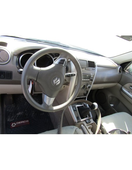 SUZUKI GRAND NOMADE 2012%separator% %shop-name%