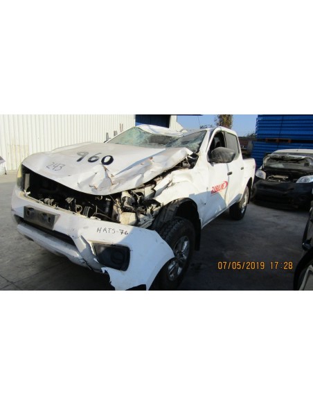 NISSAN NP300 2016%separator% %shop-name%