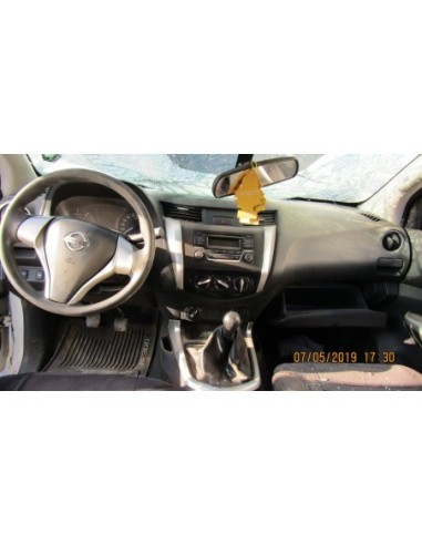 NISSAN NP300 2016%separator% %shop-name%