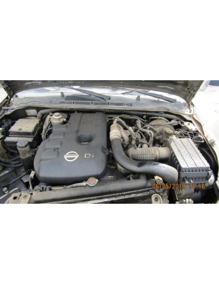 NISSAN NAVARA 2010%separator% %shop-name%