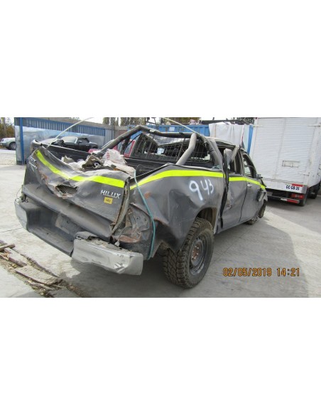 TOYOTA HILUX 2016%separator% %shop-name%