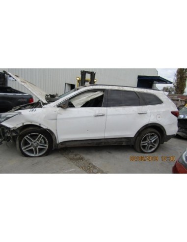 HYUNDAI GRAND SANTA FE 2017%separator% %shop-name%