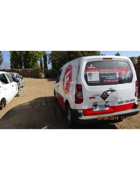 CITROEN BERLINGO 2017%separator% %shop-name%