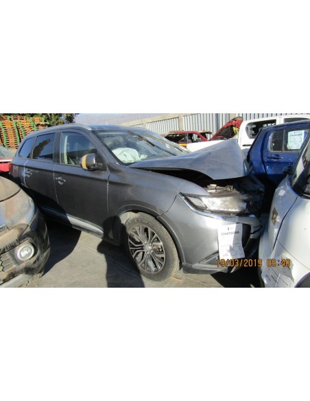 MITSUBISHI OUTLANDER STATION WAGON 2016 4X4 2