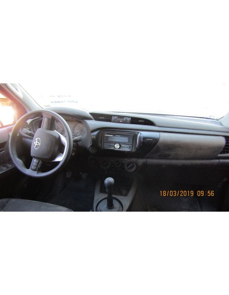 TOYOTA HILUX 2018%separator% %shop-name%