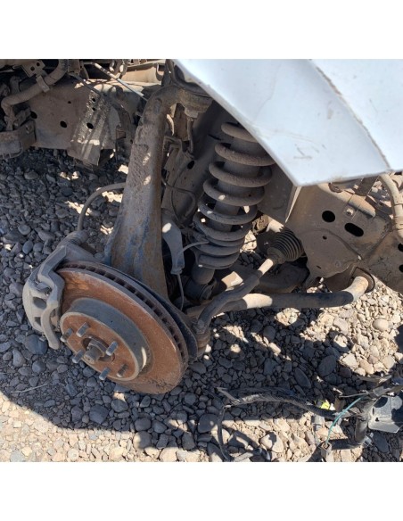 NISSAN NP300 2019%separator% %shop-name%