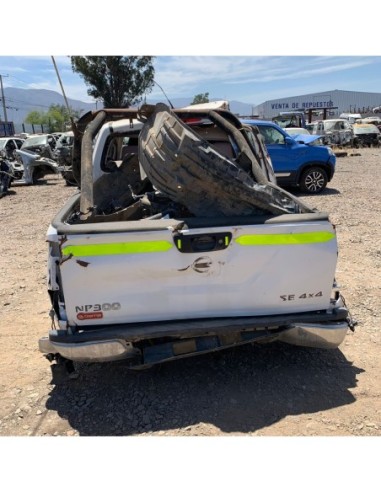 NISSAN NP300 2019%separator% %shop-name%