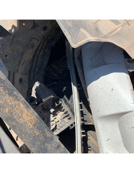 NISSAN NP300 2019%separator% %shop-name%