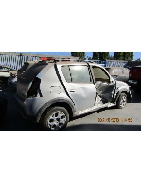 RENAULT SANDERO 2011%separator% %shop-name%