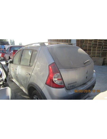 RENAULT SANDERO 2011%separator% %shop-name%