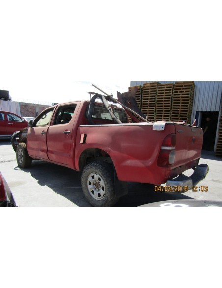 TOYOTA HILUX 2012%separator% %shop-name%