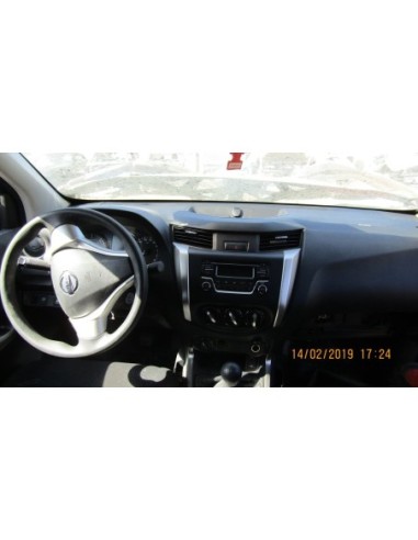 NISSAN NP300 2016%separator% %shop-name%