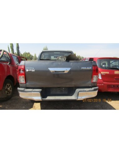 TOYOTA HILUX 2016%separator% %shop-name%