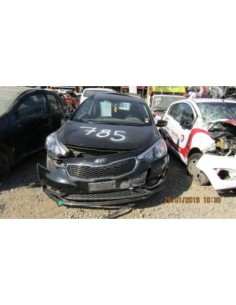 KIA CERATO HATCHBACK 2015 4X2 1