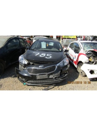 KIA CERATO HATCHBACK 2015 4X2 1