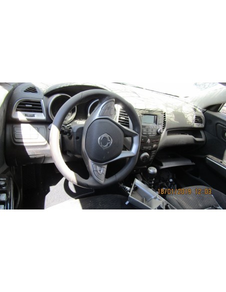 SSANGYONG TIVOLI 2019%separator% %shop-name%