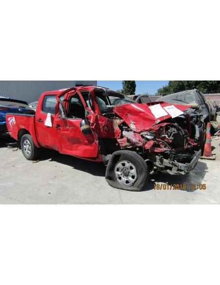 TOYOTA HILUX 2014%separator% %shop-name%