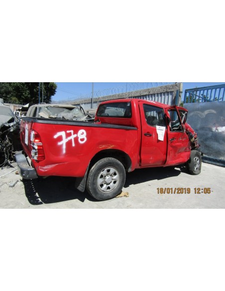 TOYOTA HILUX 2014%separator% %shop-name%