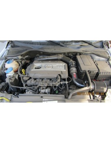 VOLKSWAGEN SCIROCCO 2015%separator% %shop-name%