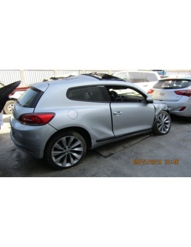 VOLKSWAGEN SCIROCCO 2015%separator% %shop-name%