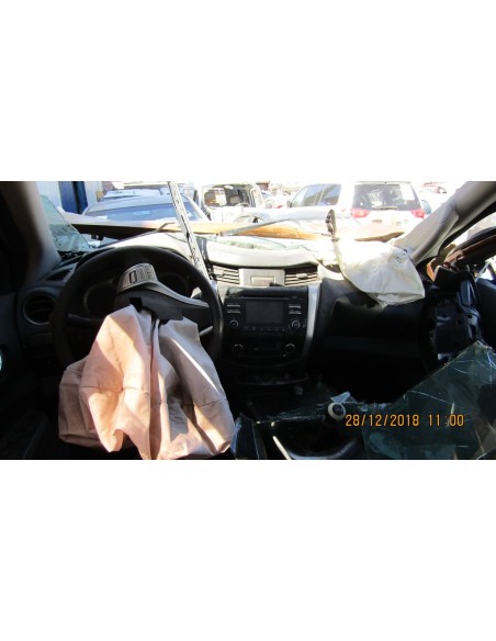 NISSAN NP300 2016%separator% %shop-name%