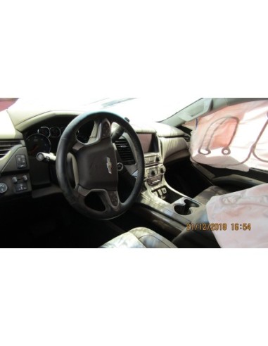 CHEVROLET SUBURBAN 2015%separator% %shop-name%