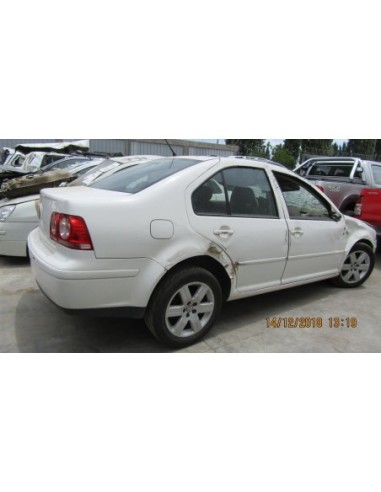 VOLKSWAGEN BORA 2014%separator% %shop-name%