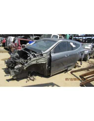 HYUNDAI SANTA FE 2015%separator% %shop-name%