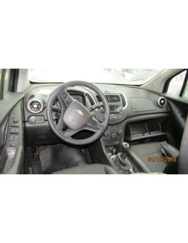 CHEVROLET TRACKER 2015%separator% %shop-name%