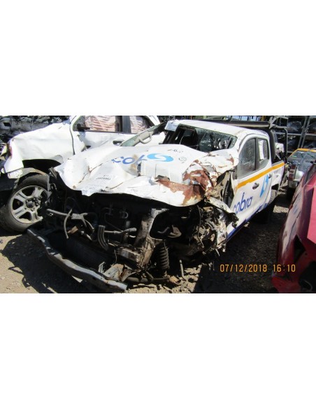 NISSAN NP300 2016%separator% %shop-name%