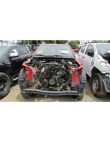 NISSAN NP300 PICK UP DOBLE CABINA 2016 4X4 2
